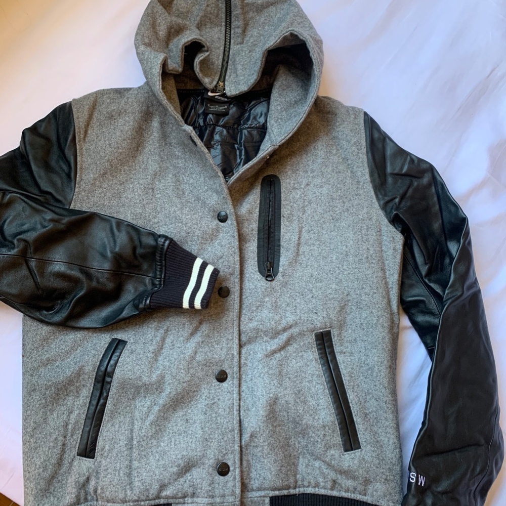 BLACK AND GREY NIKE WOOL AND LEATHER BOMBER COAT